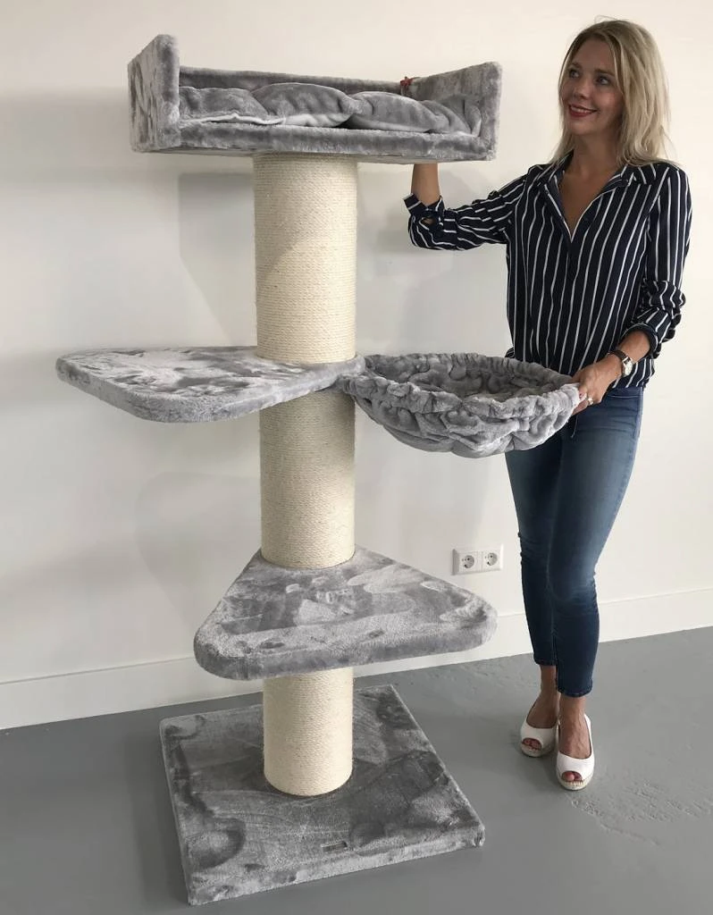 Krabpaal Royalty PLUS Light Grey 3 Krabpaal Royalty PLUS Light Grey