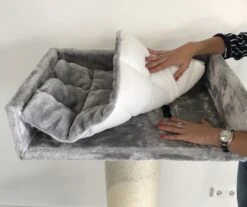 Krabpaal Royalty De Luxe Light Grey 11 Krabpaal Royalty De Luxe Light Grey -Savic Winkel p12622 rhr rhr0328 lu krabpaal royalty de luxe light grey 1