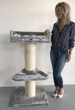 Krabpaal Maine Coon Lounge Light Grey