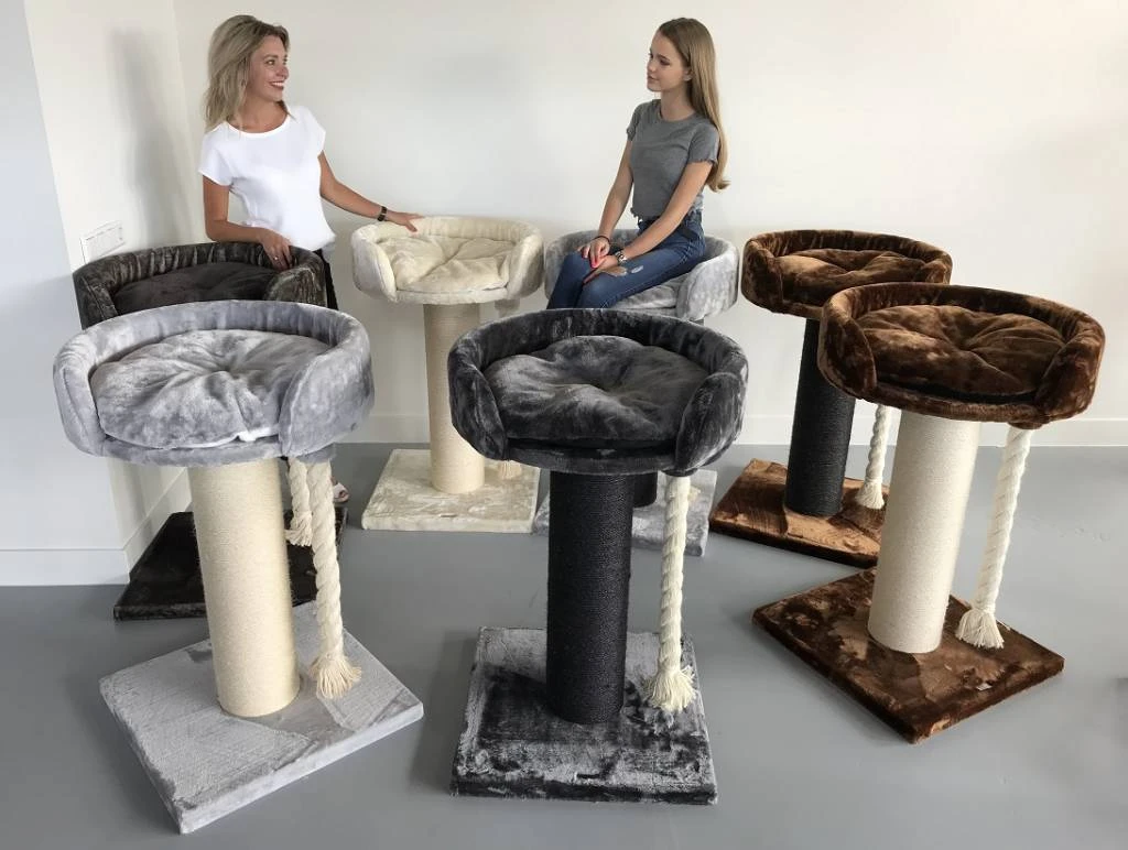 Krabpaal Chartreux Light Grey 4 Krabpaal Chartreux Light Grey - Afbeelding 2